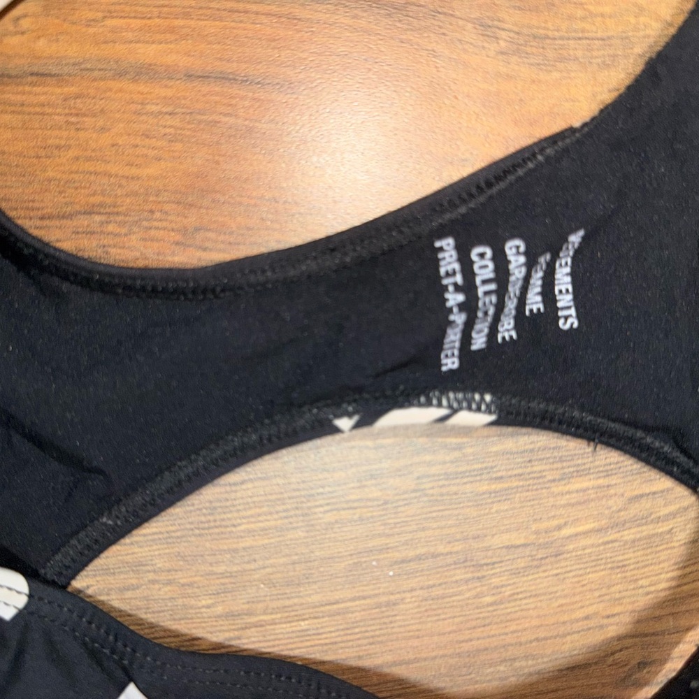 Vetements Black and White Logo Tank - Picture 4 of 4